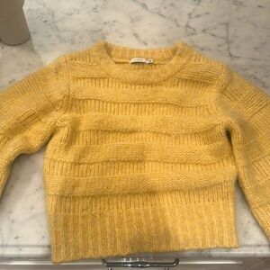 Yellow sweater Size S